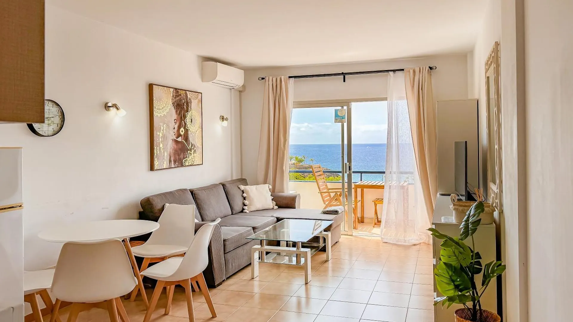 Sea View Apartment Beachfront Playa Paraiso  Spain